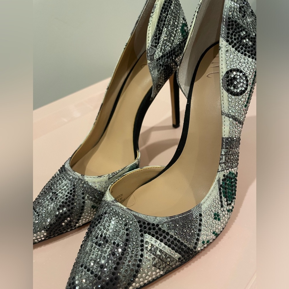I.N.C Benjamin Heels